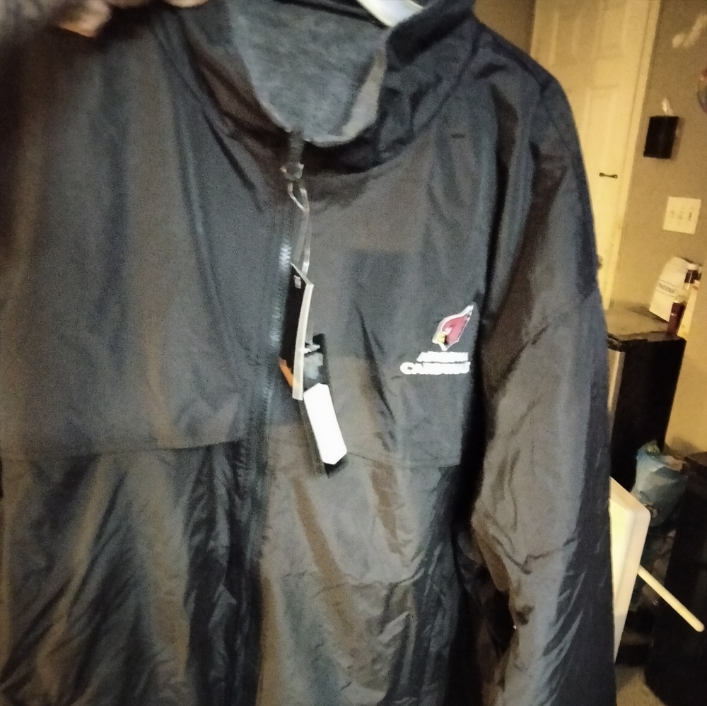 Circle sportsman waterproof packable full zip jacket new tags still on it$40